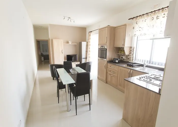 Waterside Apartman *